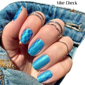 Color Street Vibe Check Nail Strips